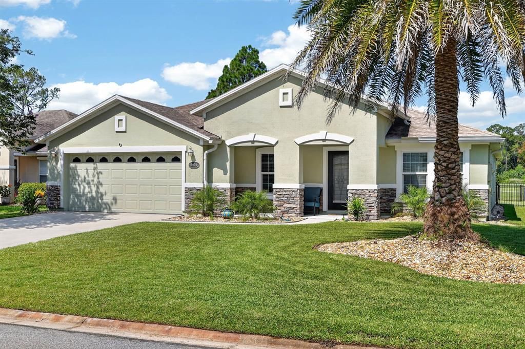 Recently Sold: $439,900 (3 beds, 2 baths, 2202 Square Feet)