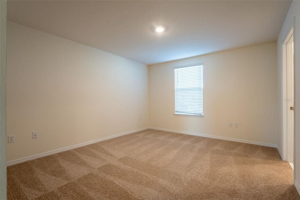 En Renta: $2,650 (3 camas, 2 baños, 1567 Pies cuadrados)