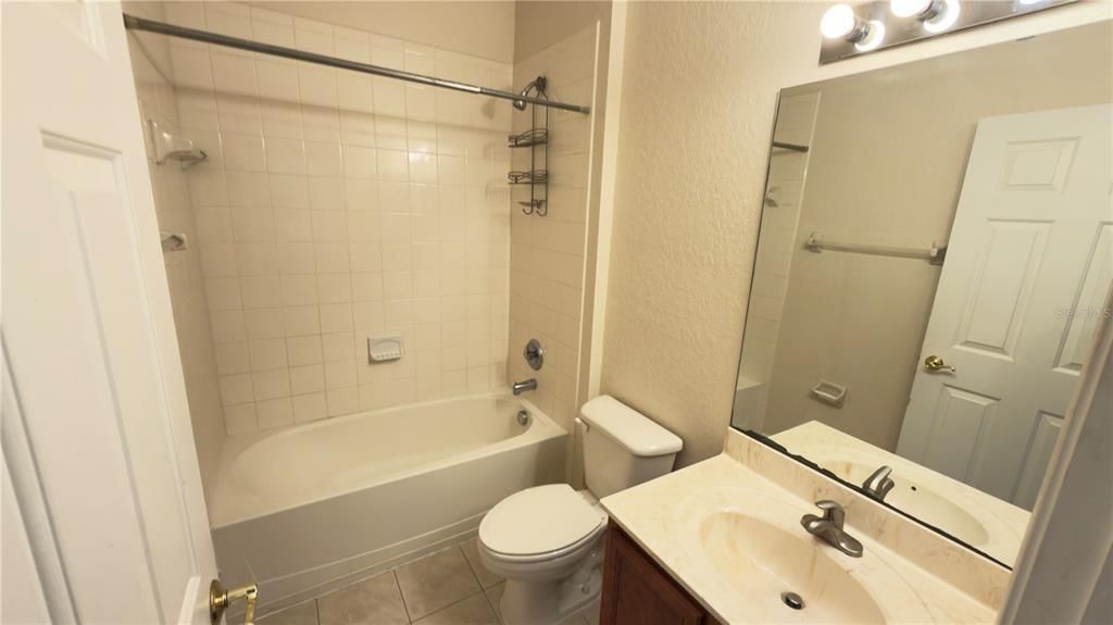 В аренду: $2,000 (3 спален, 2 ванн, 1534 Квадратных фут)