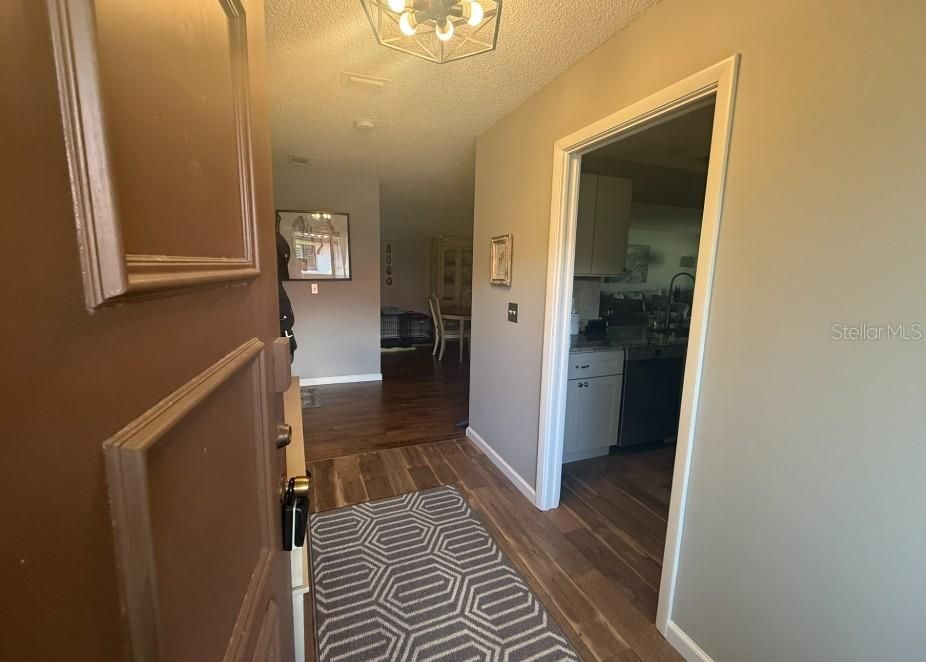 For Rent: $4,950 (3 beds, 2 baths, 1595 Square Feet)