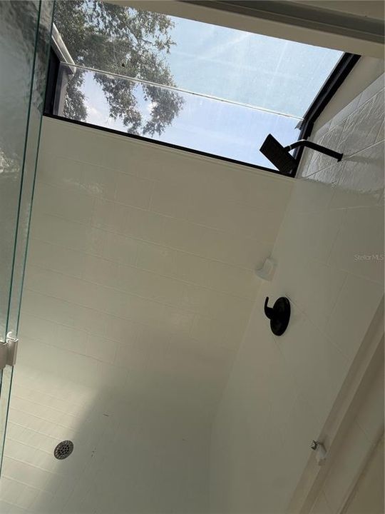 En Venta: $254,999 (3 camas, 2 baños, 1401 Pies cuadrados)