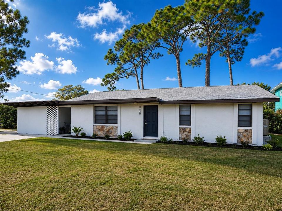 For Rent: $2,150 (2 beds, 1 baths, 1109 Square Feet)
