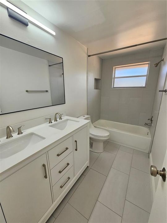 For Rent: $2,150 (2 beds, 1 baths, 1109 Square Feet)