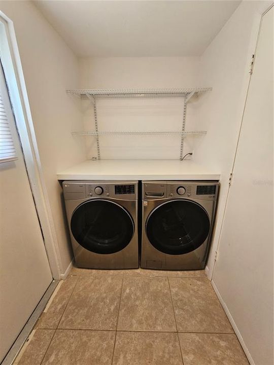 For Rent: $2,150 (2 beds, 1 baths, 1109 Square Feet)