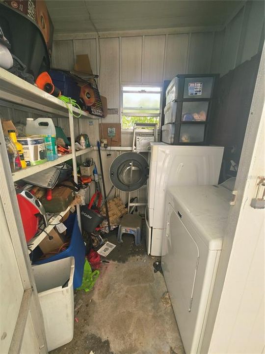 For Sale: $65,000 (1 beds, 1 baths, 624 Square Feet)