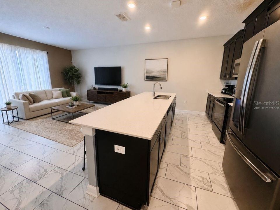 For Sale: $420,000 (4 beds, 3 baths, 1902 Square Feet)