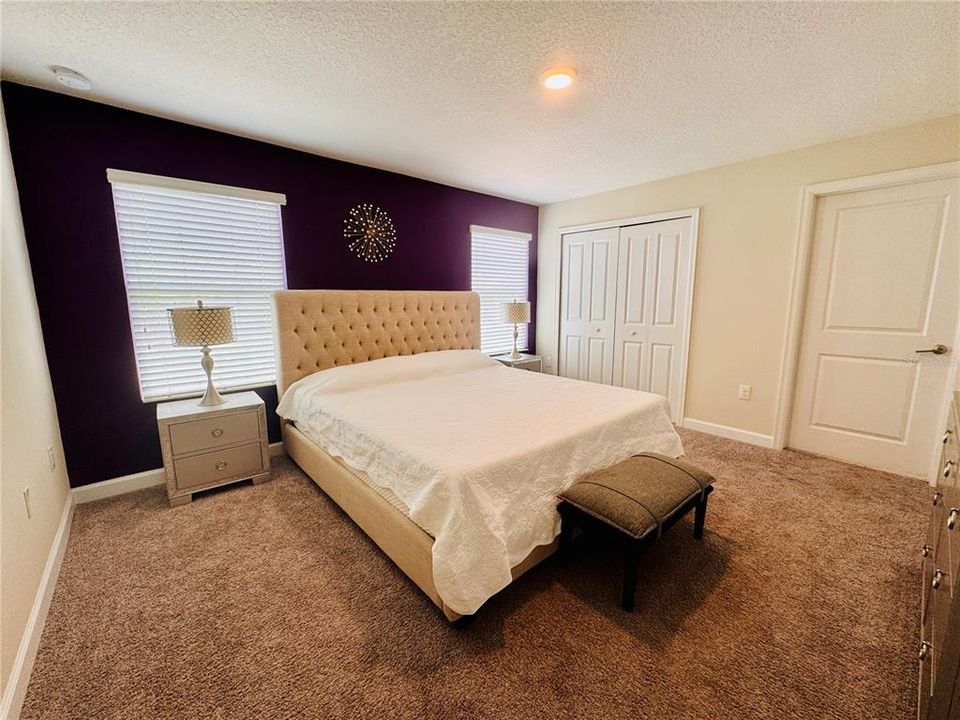 For Sale: $420,000 (4 beds, 3 baths, 1902 Square Feet)
