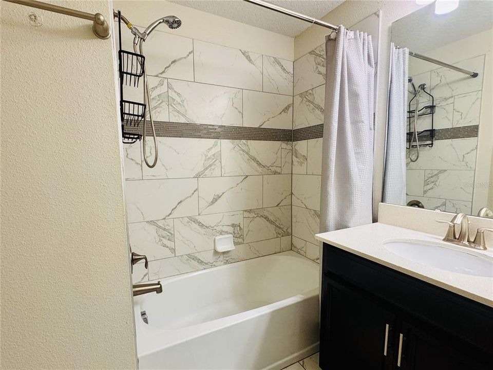For Sale: $420,000 (4 beds, 3 baths, 1902 Square Feet)