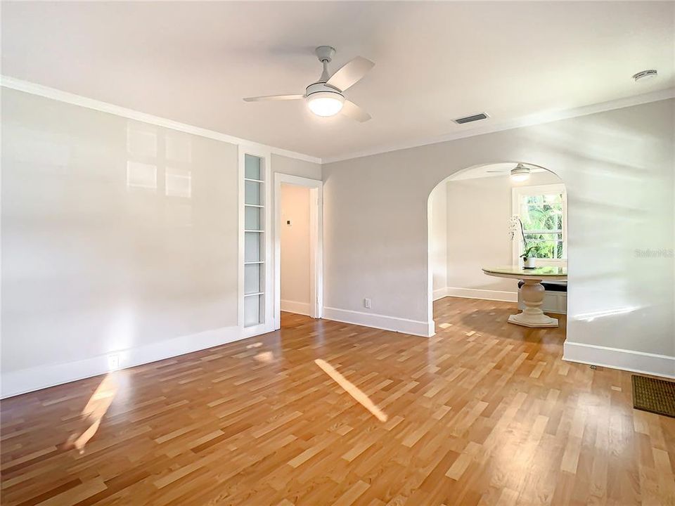В аренду: $3,350 (2 спален, 2 ванн, 1090 Квадратных фут)