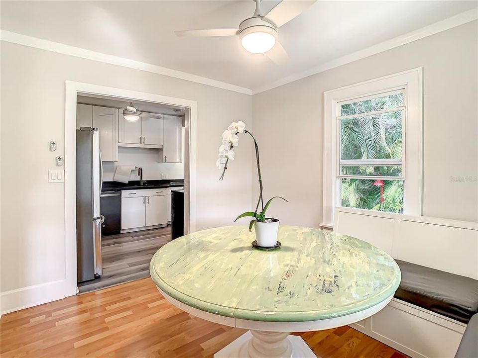 В аренду: $3,350 (2 спален, 2 ванн, 1090 Квадратных фут)