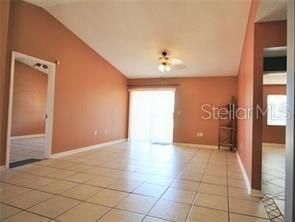 For Sale: $119,900 (2 beds, 2 baths, 1073 Square Feet)