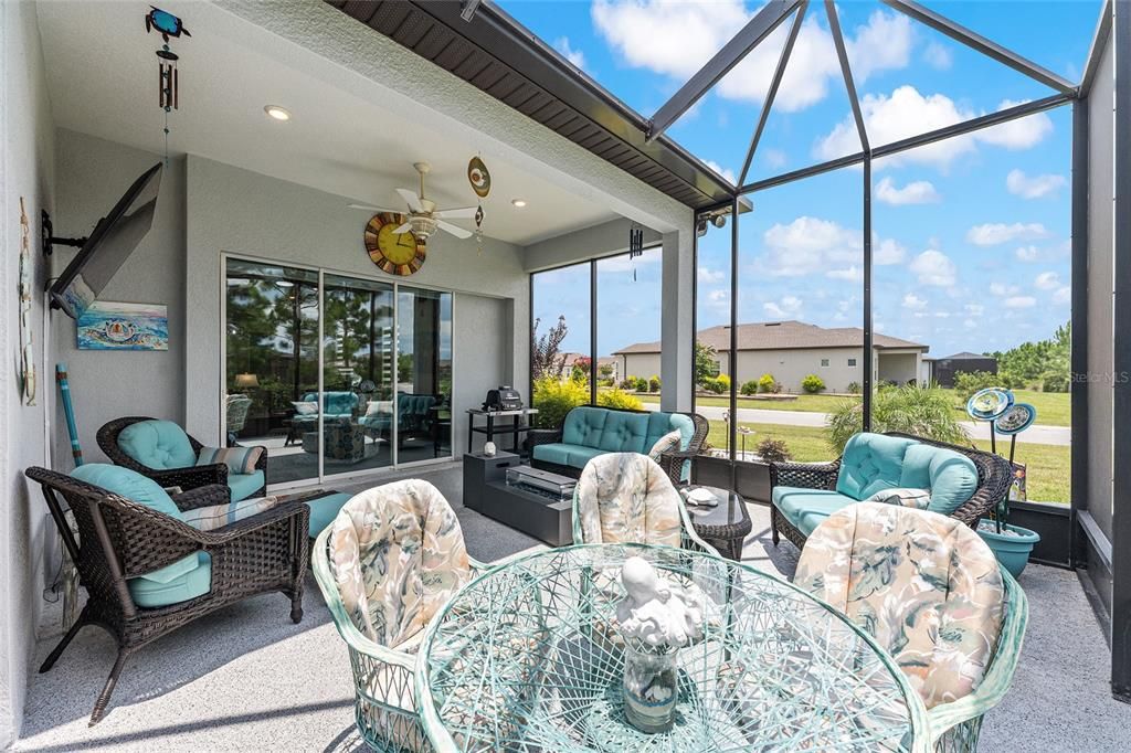 En Venta: $569,000 (3 camas, 2 baños, 2118 Pies cuadrados)