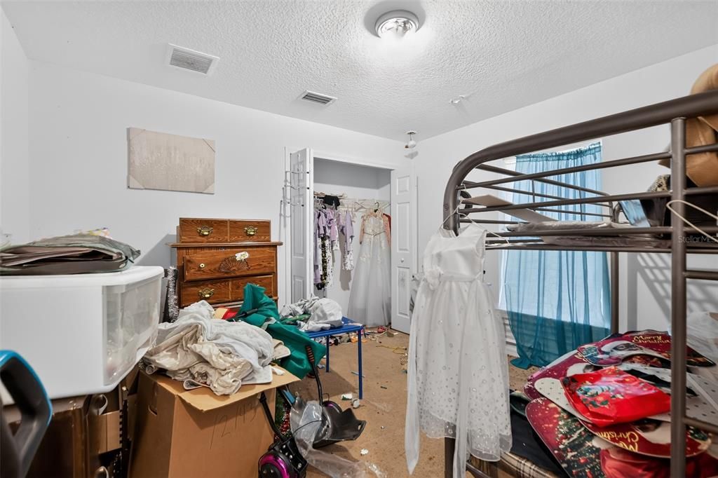 For Sale: $224,900 (3 beds, 2 baths, 1612 Square Feet)