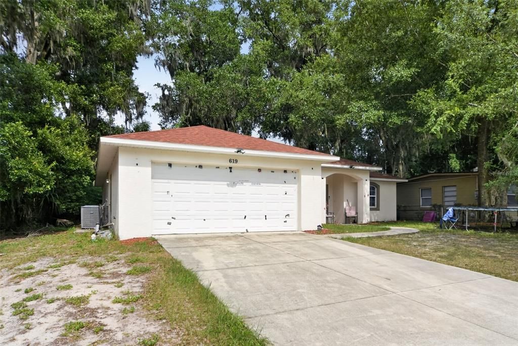 For Sale: $224,900 (3 beds, 2 baths, 1612 Square Feet)