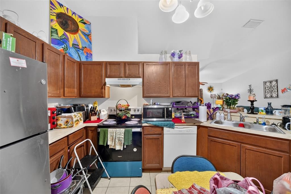 For Sale: $224,900 (3 beds, 2 baths, 1612 Square Feet)