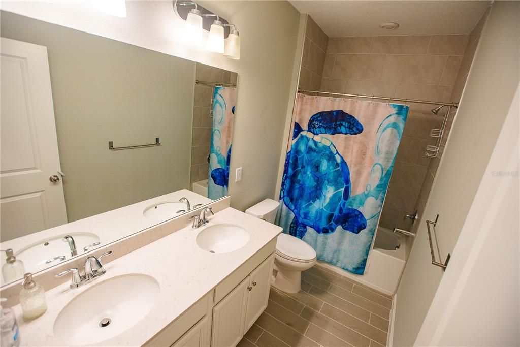 En Venta: $279,500 (3 camas, 2 baños, 1740 Pies cuadrados)