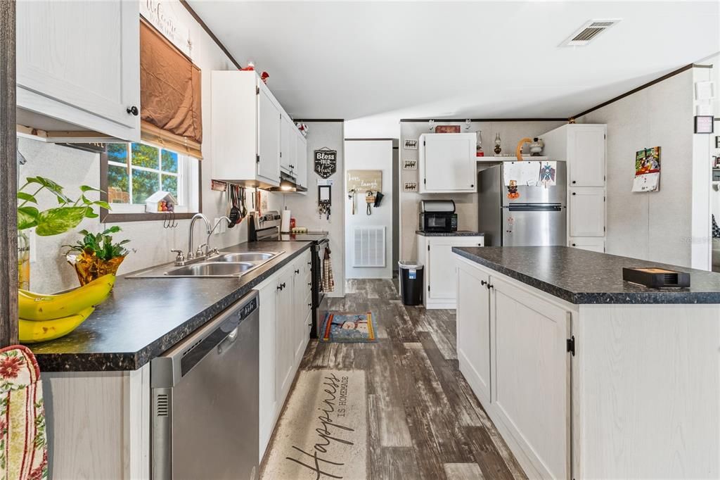En Venta: $350,000 (3 camas, 2 baños, 1512 Pies cuadrados)