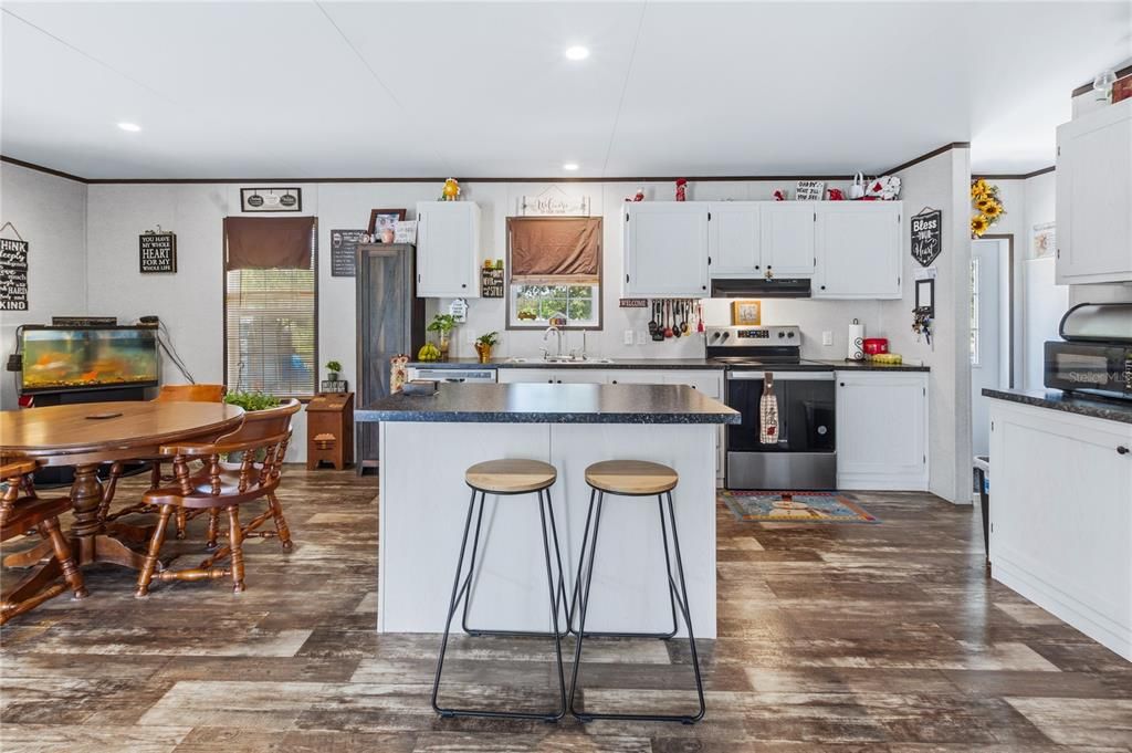 En Venta: $350,000 (3 camas, 2 baños, 1512 Pies cuadrados)