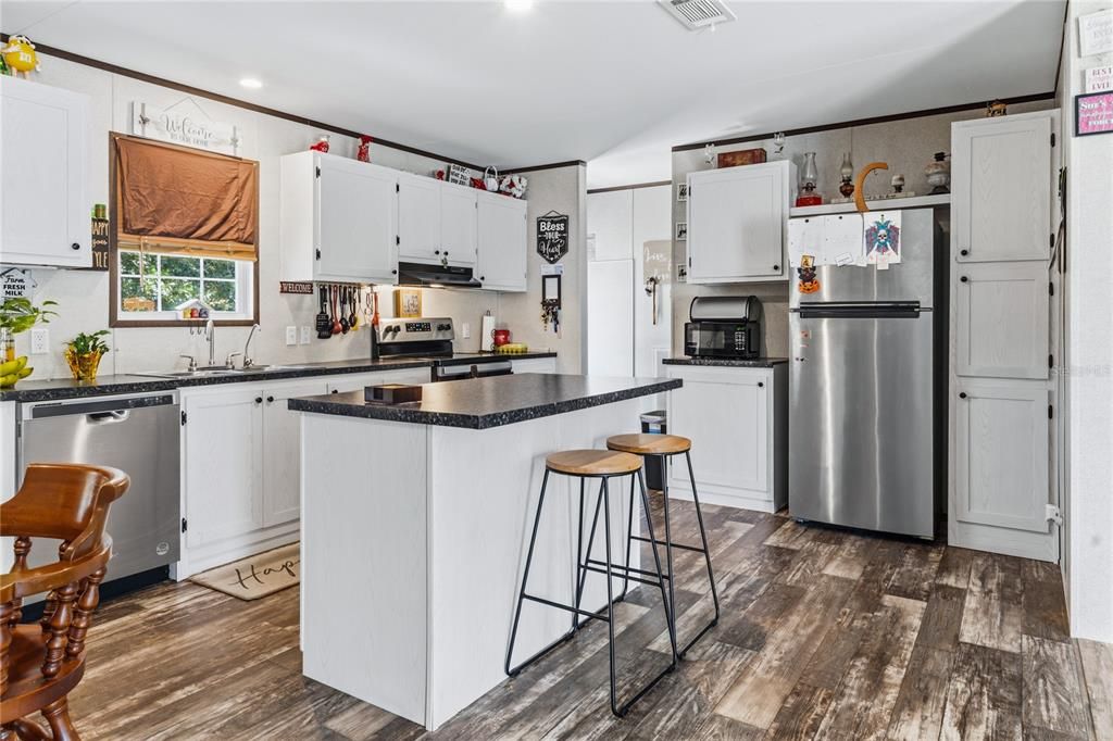 En Venta: $350,000 (3 camas, 2 baños, 1512 Pies cuadrados)
