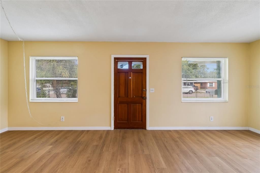 En Venta: $315,000 (3 camas, 1 baños, 1012 Pies cuadrados)