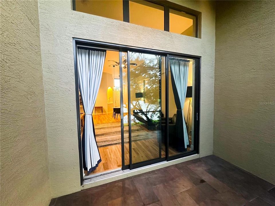 For Sale: $365,000 (2 beds, 2 baths, 1234 Square Feet)