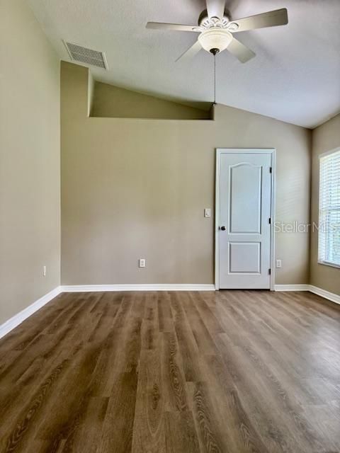 En Renta: $2,495 (4 camas, 3 baños, 1836 Pies cuadrados)