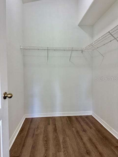 En Renta: $2,495 (4 camas, 3 baños, 1836 Pies cuadrados)