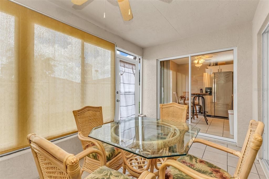 На продажу: $269,900 (2 спален, 2 ванн, 1382 Квадратных фут)