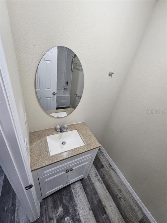 En Venta: $365,000 (5 camas, 2 baños, 2100 Pies cuadrados)