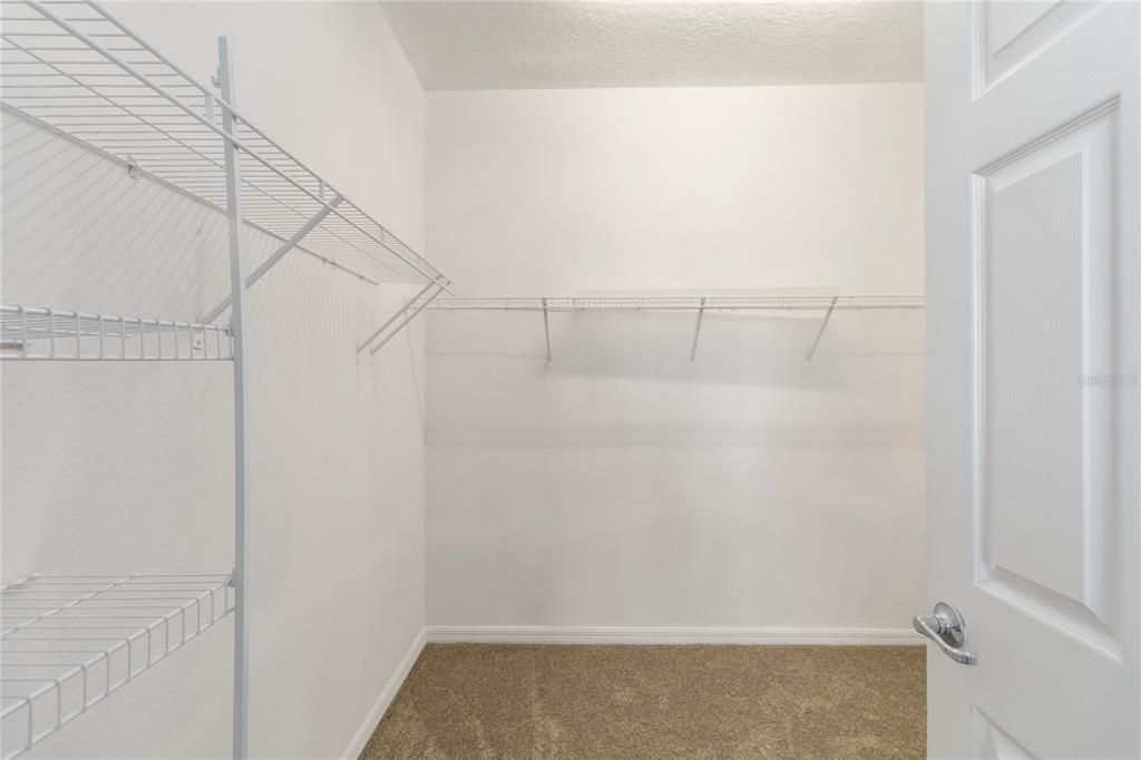 For Sale: $425,000 (3 beds, 2 baths, 2144 Square Feet)