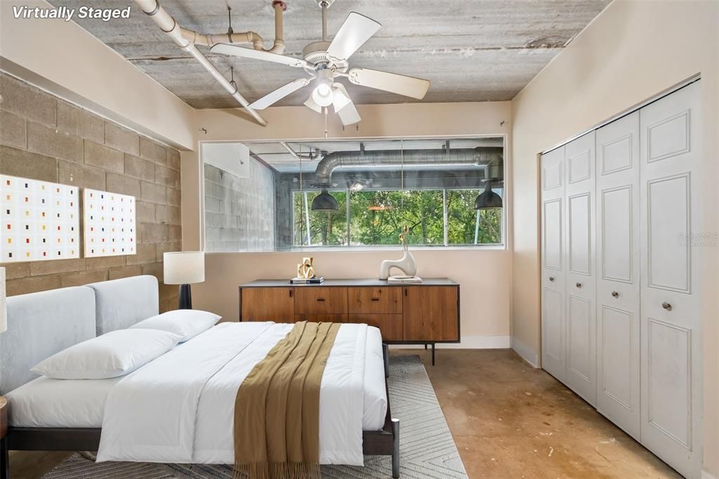 For Sale: $239,000 (3 beds, 3 baths, 1400 Square Feet)