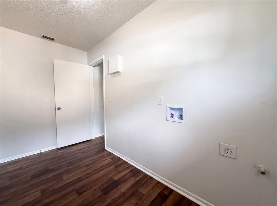 En Venta: $295,000 (2 camas, 2 baños, 1285 Pies cuadrados)