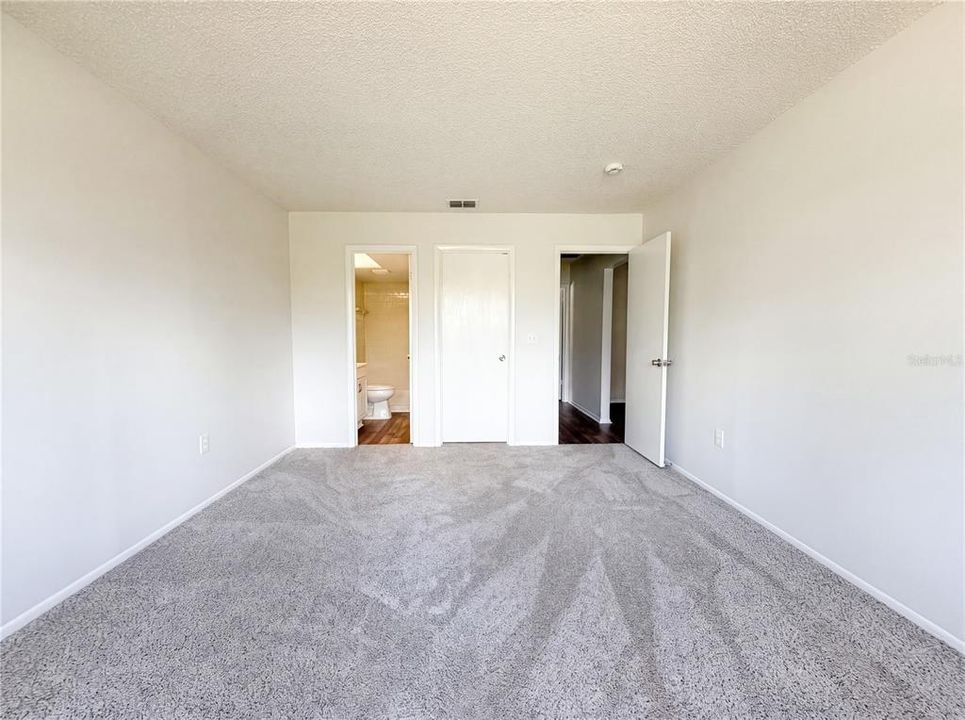 En Venta: $295,000 (2 camas, 2 baños, 1285 Pies cuadrados)