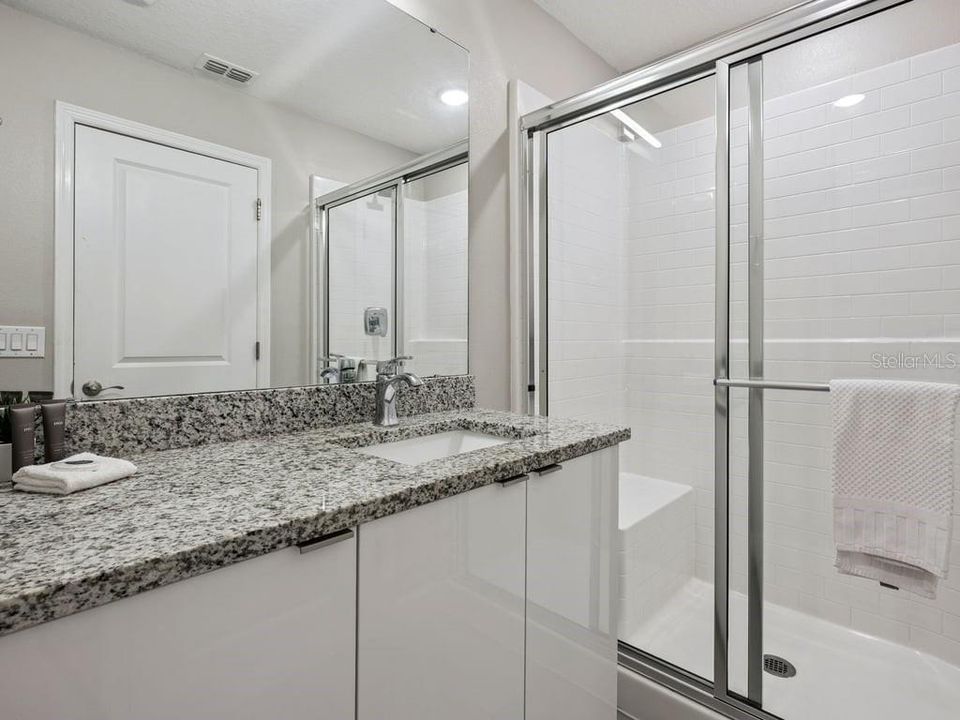 На продажу: $489,900 (5 спален, 4 ванн, 2166 Квадратных фут)