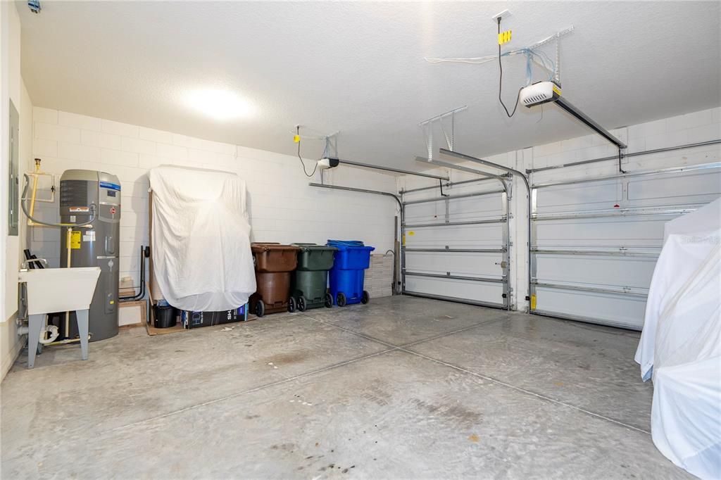 For Sale: $465,000 (4 beds, 2 baths, 2328 Square Feet)
