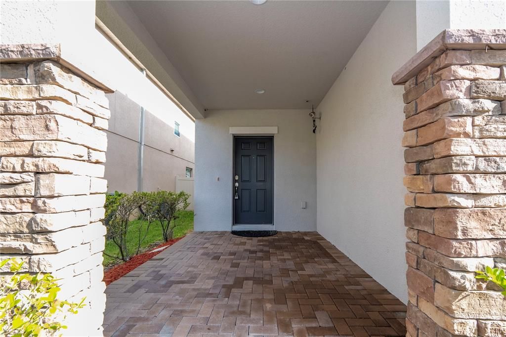 For Sale: $465,000 (4 beds, 2 baths, 2328 Square Feet)