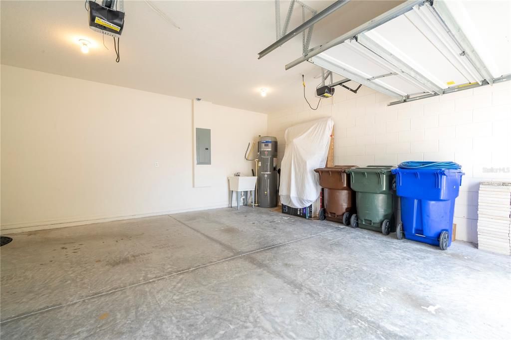 For Sale: $465,000 (4 beds, 2 baths, 2328 Square Feet)