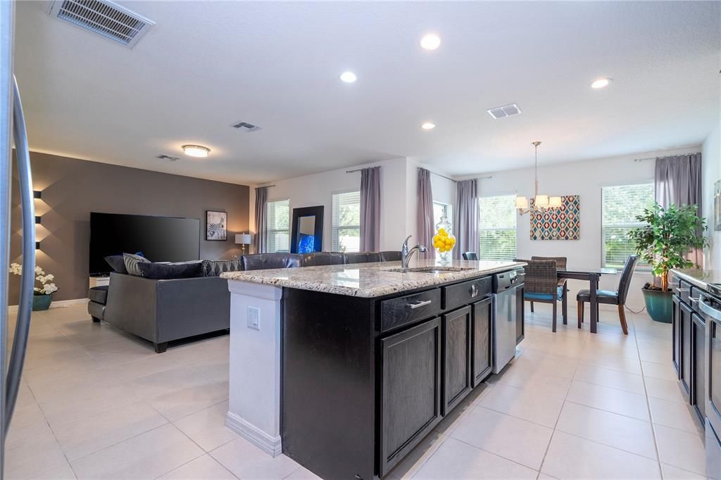 For Sale: $465,000 (4 beds, 2 baths, 2328 Square Feet)