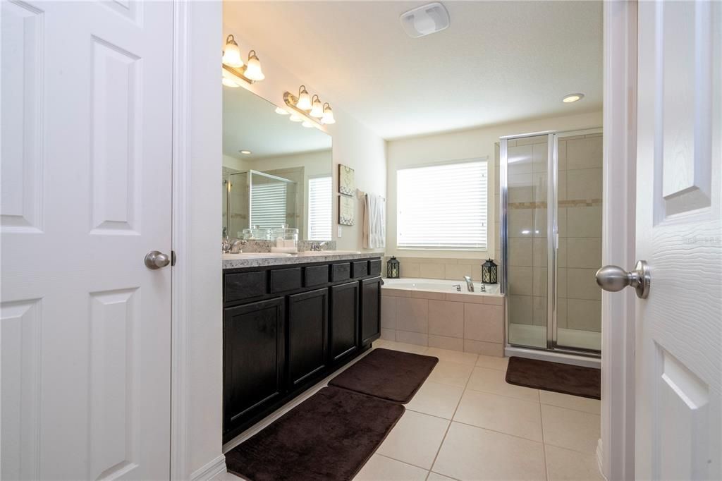 For Sale: $465,000 (4 beds, 2 baths, 2328 Square Feet)