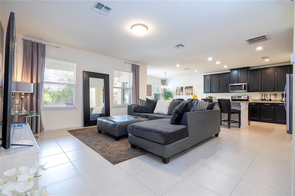 For Sale: $465,000 (4 beds, 2 baths, 2328 Square Feet)