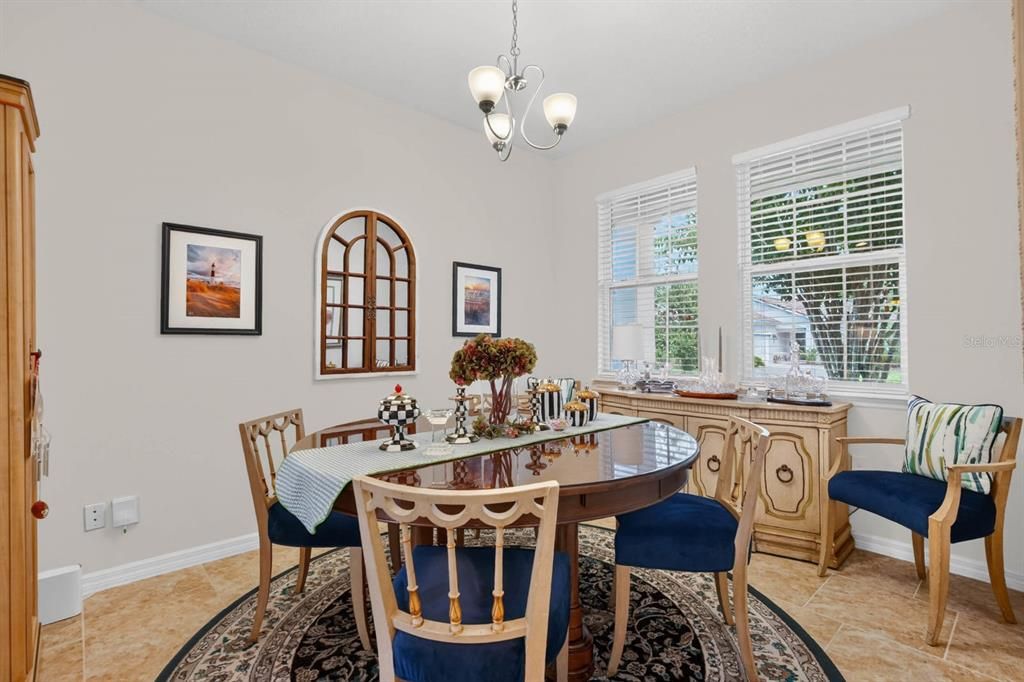 For Sale: $399,000 (3 beds, 2 baths, 1754 Square Feet)