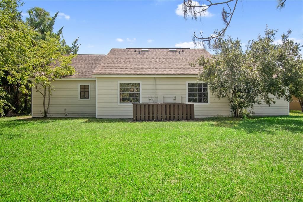 For Rent: $1,565 (3 beds, 2 baths, 1089 Square Feet)