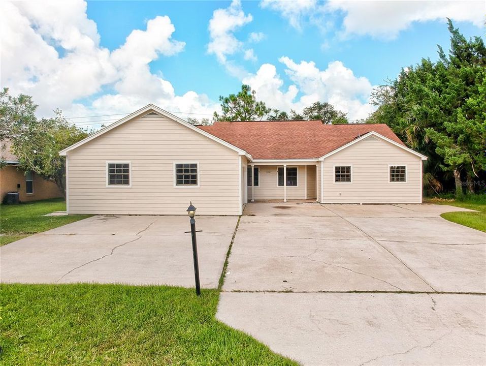 For Rent: $1,565 (3 beds, 2 baths, 1089 Square Feet)