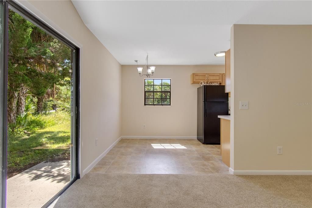 For Rent: $1,565 (3 beds, 2 baths, 1089 Square Feet)