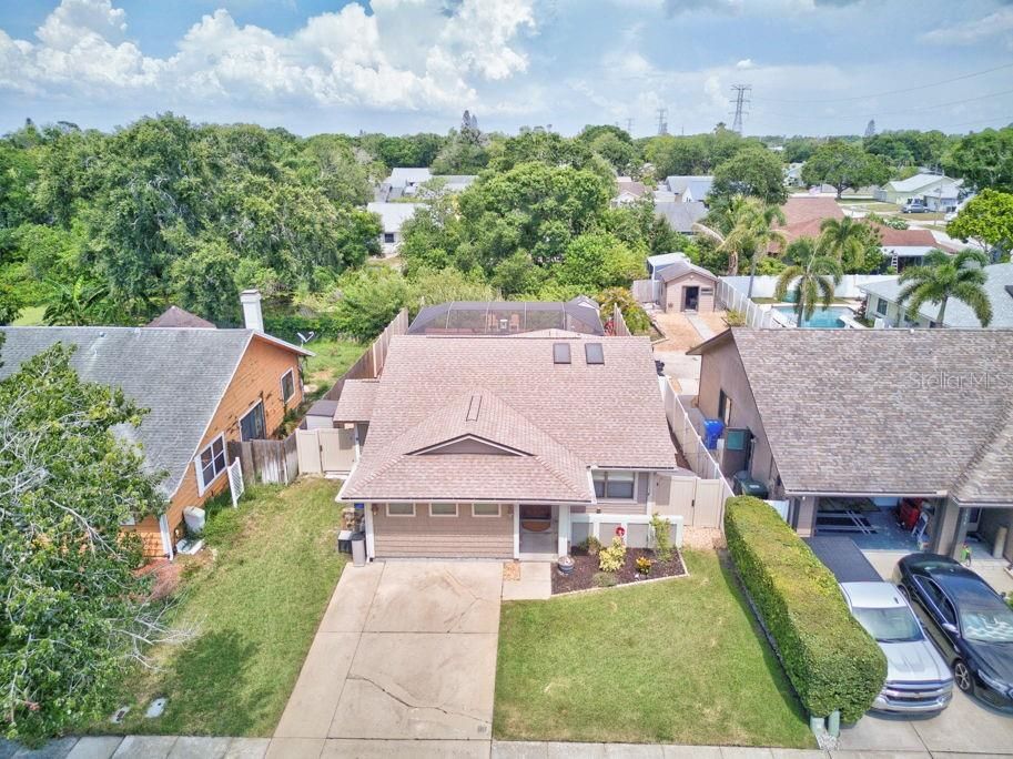 For Sale: $445,000 (3 beds, 2 baths, 967 Square Feet)