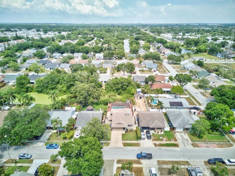 For Sale: $445,000 (3 beds, 2 baths, 967 Square Feet)