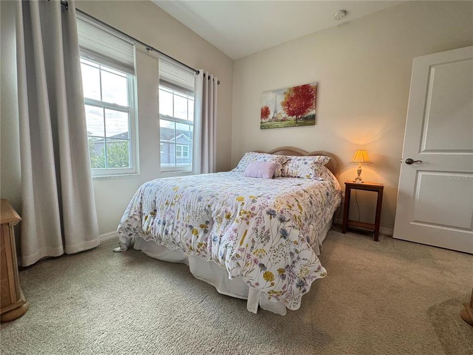En Venta: $385,000 (3 camas, 2 baños, 1852 Pies cuadrados)