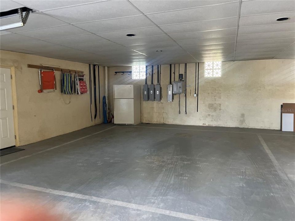 В аренду: $3,500 (2 спален, 2 ванн, 1300 Квадратных фут)