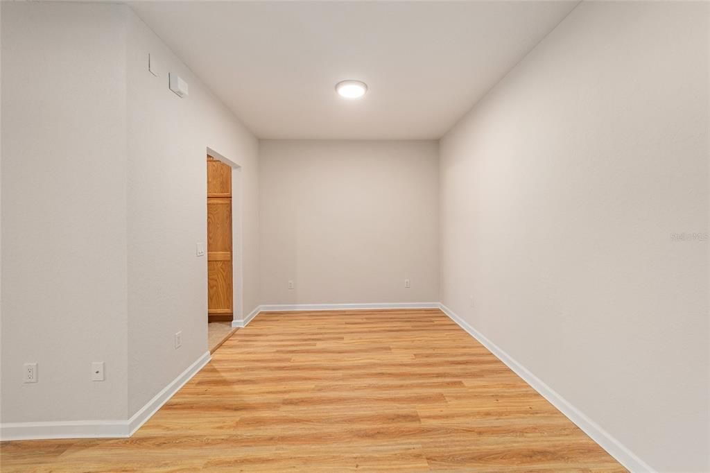 For Rent: $1,700 (3 beds, 2 baths, 1429 Square Feet)