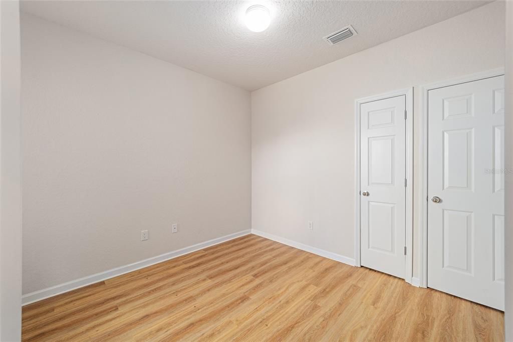 For Rent: $1,700 (3 beds, 2 baths, 1429 Square Feet)